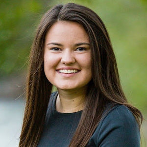 Meet your Posher, Alexis